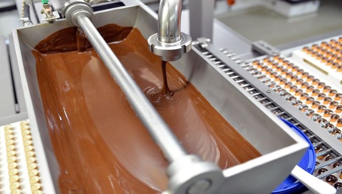 Chocolate Manufacturing Machine